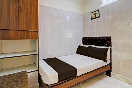 OYO Hotel Golden Pride