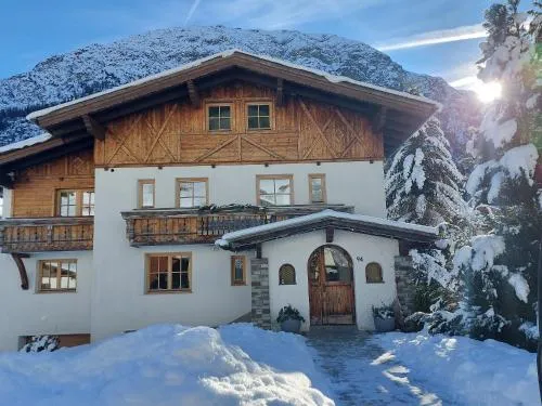 Försterhaus in Holzgau, Deutschland