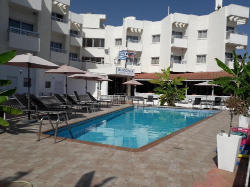 Boronia Hotel Apartments – khách sạn tại Oroklini
