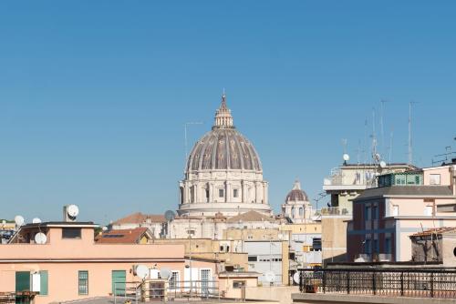 Vista Cupola San Pietro - Stazione Roma S Pietro, Řím (fotografie 6)