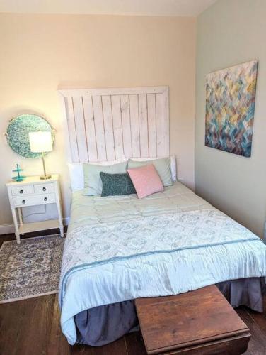 Dunes Suite Work Friendly in Florence, USA