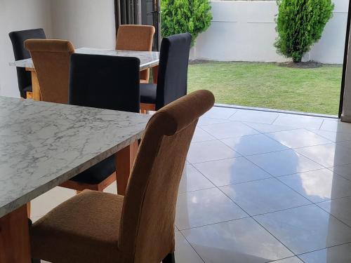 M & N Guest House, Ermelo (foto 10)