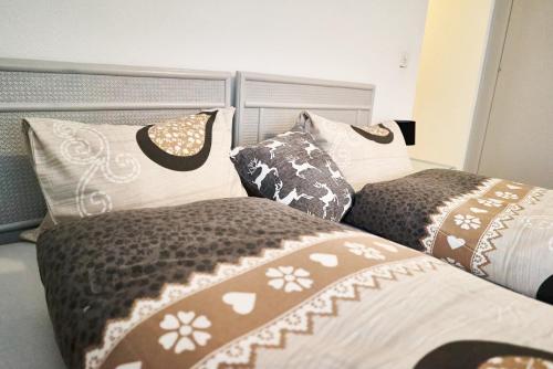 Tripple Room with Bathroom., إنترلاكن