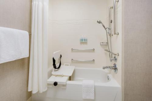 Residence Inn San Jose South/Morgan Hill - image 8