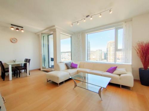 SAG Romantic 22 floor Panorama city free parking free wifi, Bratysława