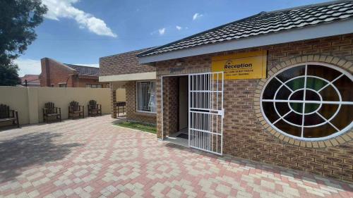 Realcare Guesthouse Block 9