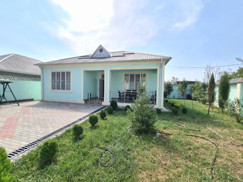 Small Reyis villa 1, Gabala