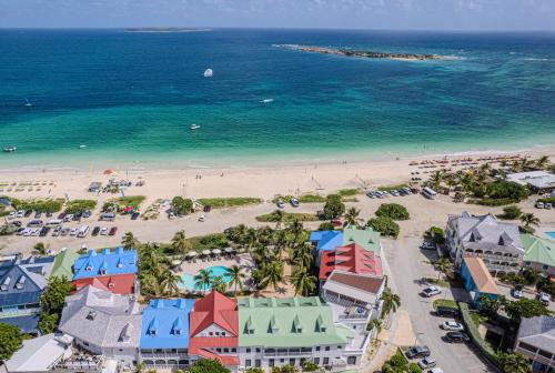 Sur la plage de la Baie Orientale - Bel appartement VUE MER 6à7p