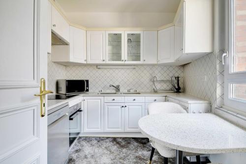 Chic apartment - 2BR/6P - Trocadéro/Tour Eiffel - image 2