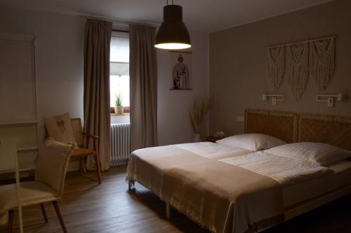 2 twin beds