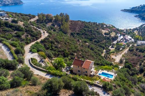 Villa Lumière- Avantes - Accommodation - Áyioi Apóstoloi