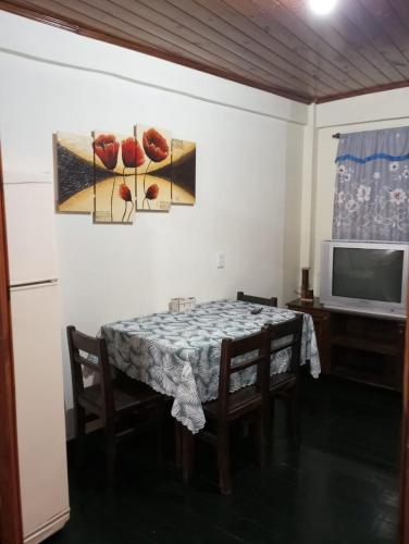 One-Bedroom Apartment image 10