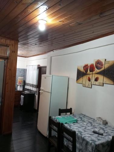 One-Bedroom Apartment image 6