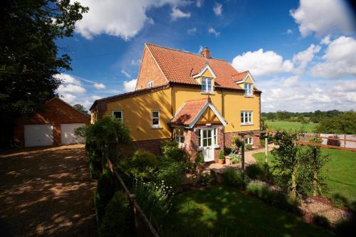 Sunset House Bed And Breakfast, , Norfolk