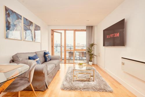 Deluxe City Apt, River Canal View& Free Parking!, Лидс (фото 4)