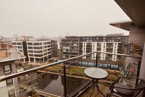 Deluxe City Apt, River Canal View& Free Parking!, Лидс (фото 6)