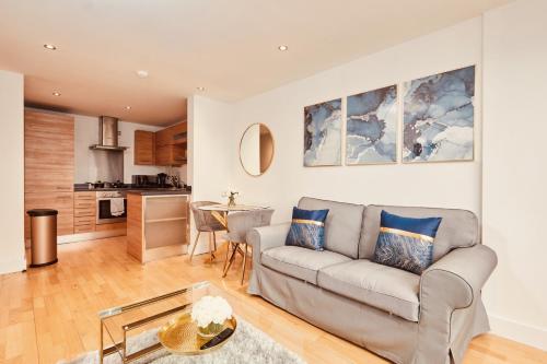 Deluxe City Apt, River Canal View& Free Parking!, Лидс (фото 8)