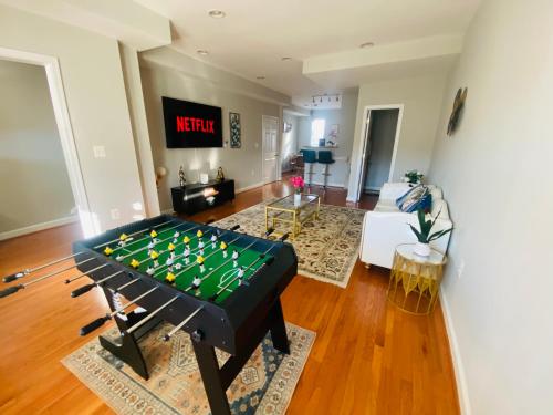 Spacious, Relaxing & Gorgeous 4BD/4BA House in DC! in Washington, USA
