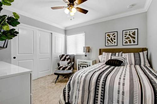 Modern and Stylish 4-bedroom Home in Fullerton, USA