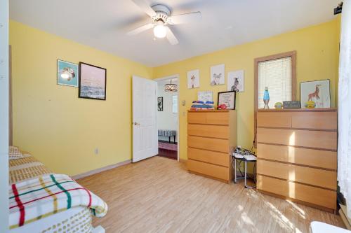 Zen Den - Pocono LakeFront with Hot Tub ! secondary
