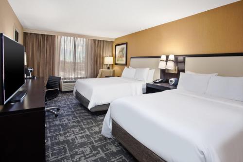 Crowne Plaza Greenville, an IHG Hotel