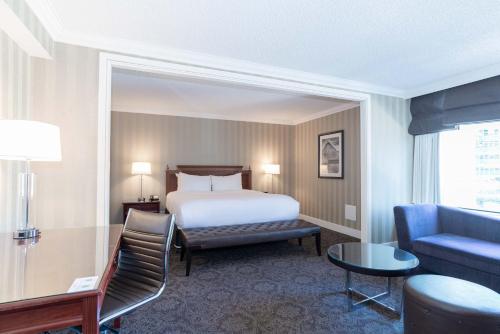 1 queen bed