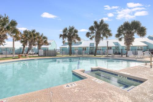 設施, Bayfront Kontiki in 富爾頓