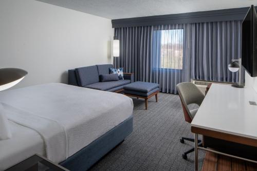 Courtyard by Marriott Decatur