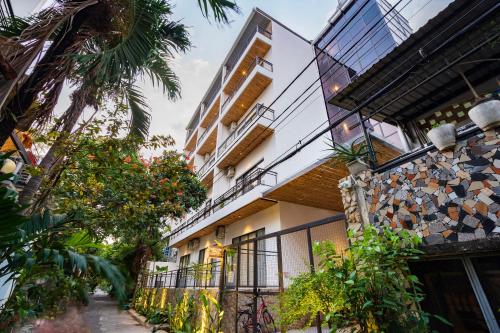 Harbor Point Thao Dien near Binh Quoi Village