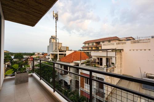 Harbor Point Thao Dien near Binh Quoi Village