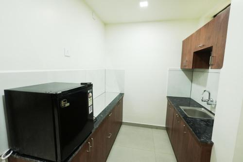 Konyha, Royalton Residency in Vazhoor