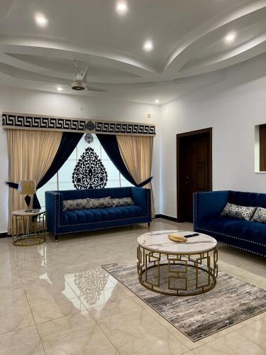 The Gateway islamabad – Islamabad, OH