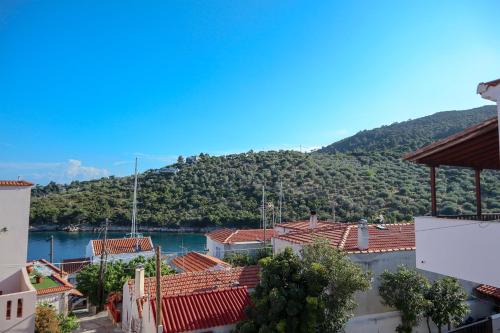 Skats, Sossinola in Steni Vala Alonissos