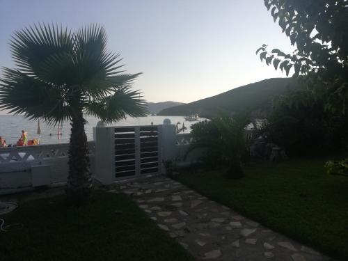 Kilátás, Pansion Katerina Skyros in Acherounes