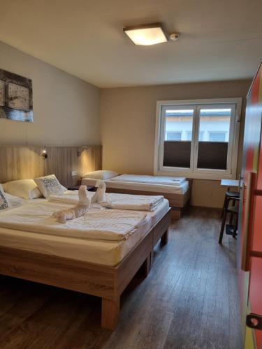 Cubo Sport & Art Hotel 4
