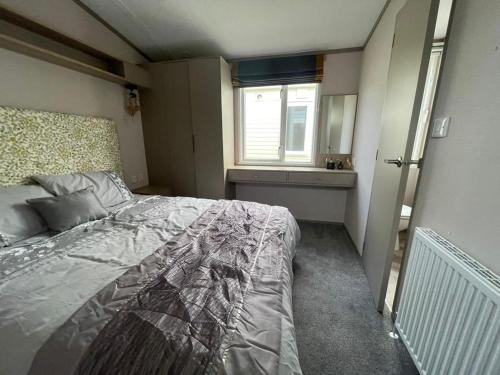 2021 2 bedroom static caravan in 5 stars Patrington haven holiday park