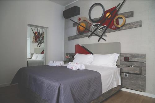 T rooms 3