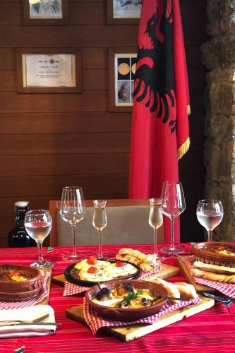 Hotel - Kulla e Zenel Beut in Peje