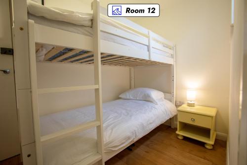 1 bunk bed