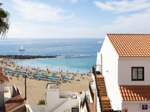 Live Los Cristianos Avenida Habana, Tenerife