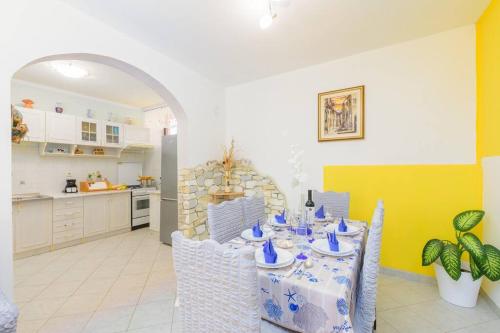 House Maria by Istrialux in Bokordici