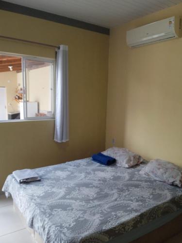 1 double bed, 1 twin bed