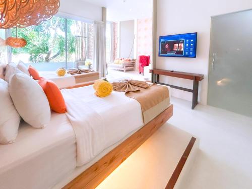 Summer Luxury Beach Resort