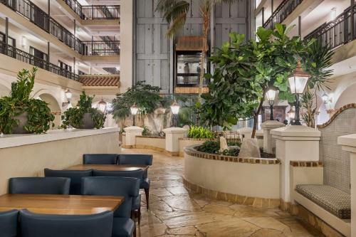 Embassy Suites By Hilton Hotel Los Angeles-International Airport South