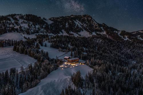 Ruhehotel & Naturresort Rehbach - Adults only in Schattwald