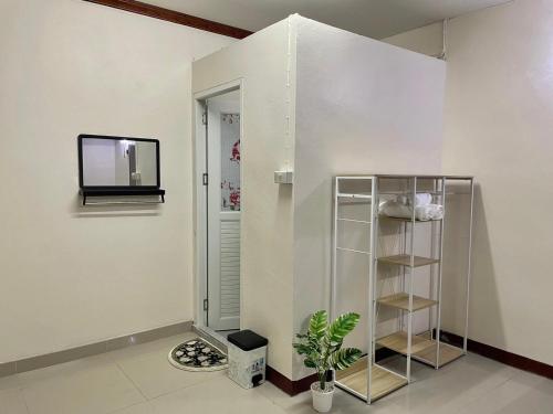 2B Cozy Hostel ตรัง thumbnail 2