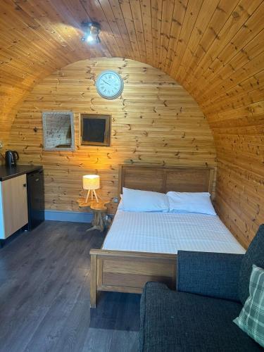 Original Glamping Pod with Hot Tub