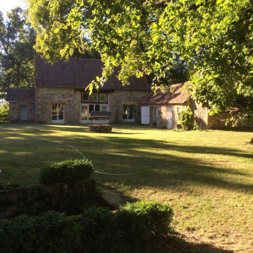 Maison de 4 chambres avec jardin clos et wifi a Souvigny - Location saisonnière - Souvigny