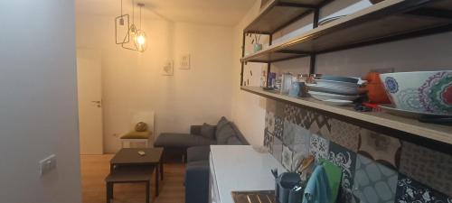 Lovely 1 bedroom apartment near Eye of Tirana, Tirana (photo 5)