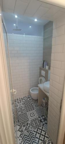 Lovely 1 bedroom apartment near Eye of Tirana, Tirana (photo 4)
